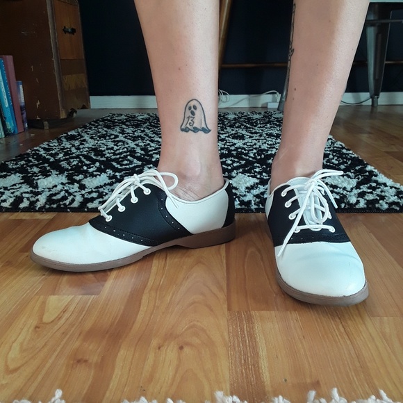 payless shoes saddle shoes